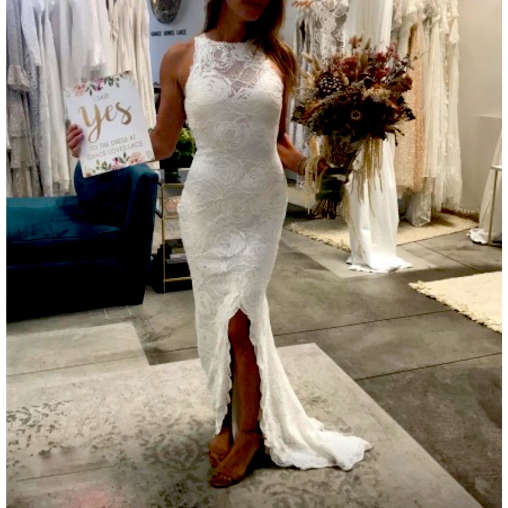 Grace loves Lace. Alexandra Rose..